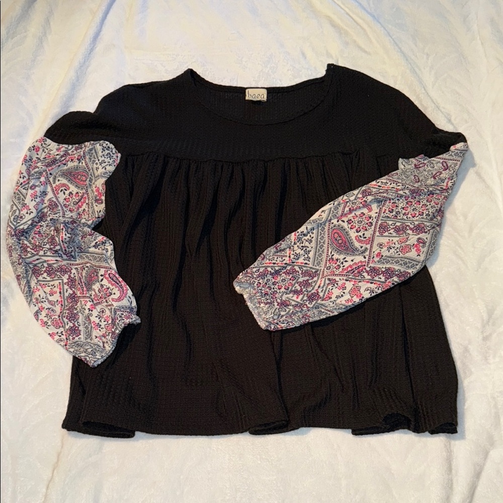 Baea Flounce Drop Shoulder Thermal Blouse w/Paisley Floral Sleeves